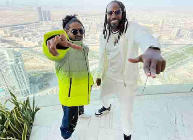 Image for Vivo IPL 2021: Chris Gayle released his new music video with Indian Rapper Emiway Bantai watch Video