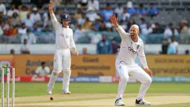 Image for IND vs ENG 1st Test: England in Big Trouble after Jack Leach suffers 'SERIOUS KNEE INJURY' during India vs England 1st Test