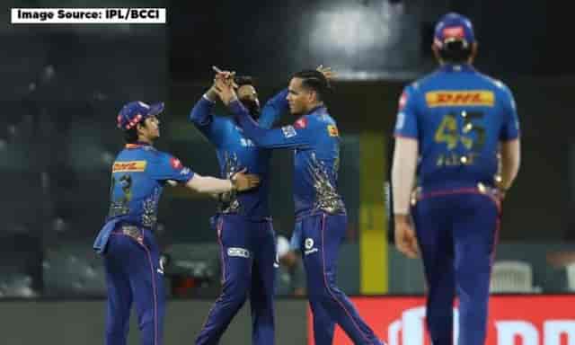 Image for Vivo IPL 2021 MI vs SRH: Sunrisers Hyderabad continued poor run as MI clinches the game by 13 runs