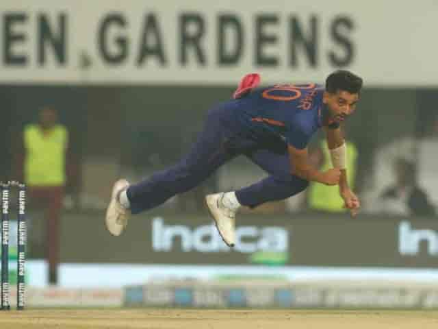 Image for INDvsSL: Deepak Chahar sustained hamstring blow, doubtful for Sri Lanka series