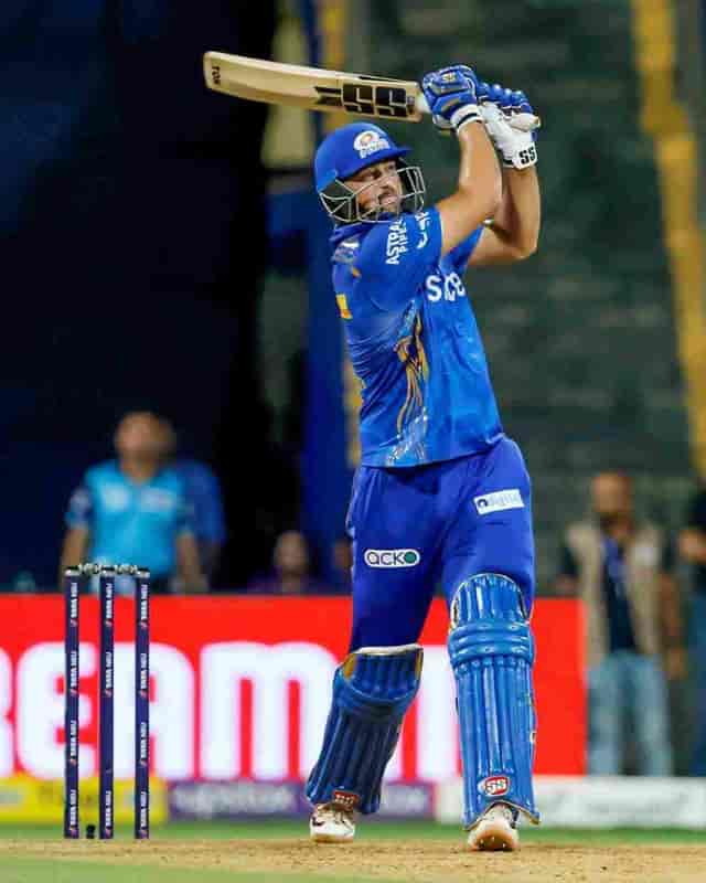 Image for IPL 2023: Mumbai Indians Chased 213 Runs, Tim David knocked Three Sixes in the 20th over