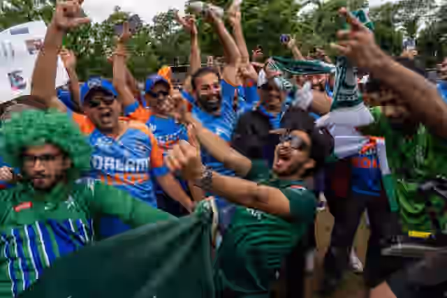 Image for India vs Pakistan: Will the two rivals play a test match versus each other? This English legend wants them to play in