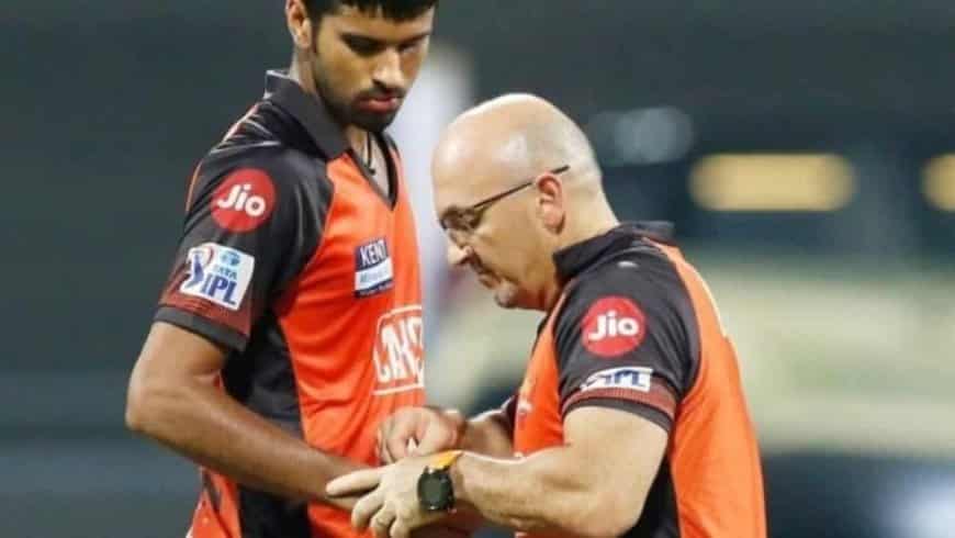 Washington Sundar once again injured, coach Tom Moody provides updates