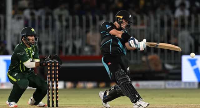 Image for PAK vs NZ 4th T20I Probable Playing 11, Dream11 Team, Gaddafi Stadium Stats and Pitch Report, and Full Squads