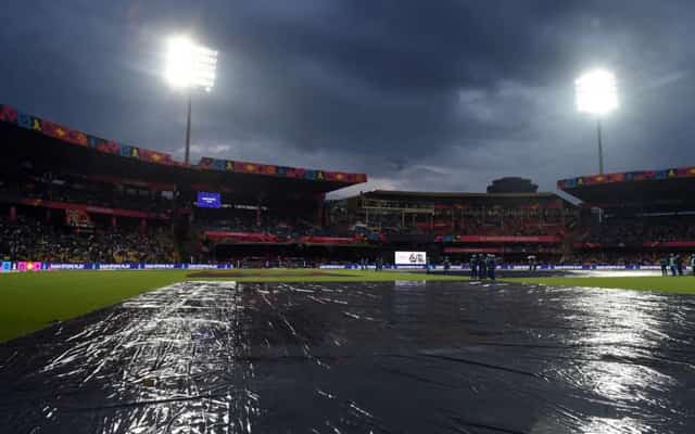 Image for RCB vs CSK Weather Forecast, Rain Prediction For Bengaluru's M.Chinnaswamy Stadium, Rain Could Interrupt RCB vs CSK Match IPL 2024