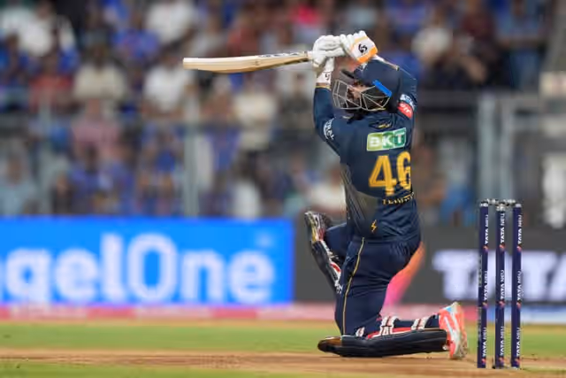 Image for MI vs GT: Gujarat Titans Stopped the Winning chariot of MI in the Rain-Affected Match at Wankhede!