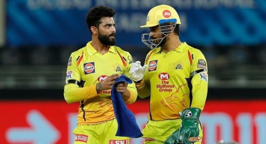 Ravindra Jadeja hands over CSK captaincy back to MS Dhoni