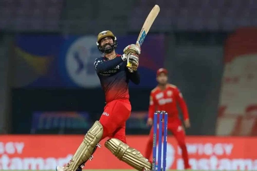 AB de Villiers says Dinesh Karthik makes him want to go back and play IPL