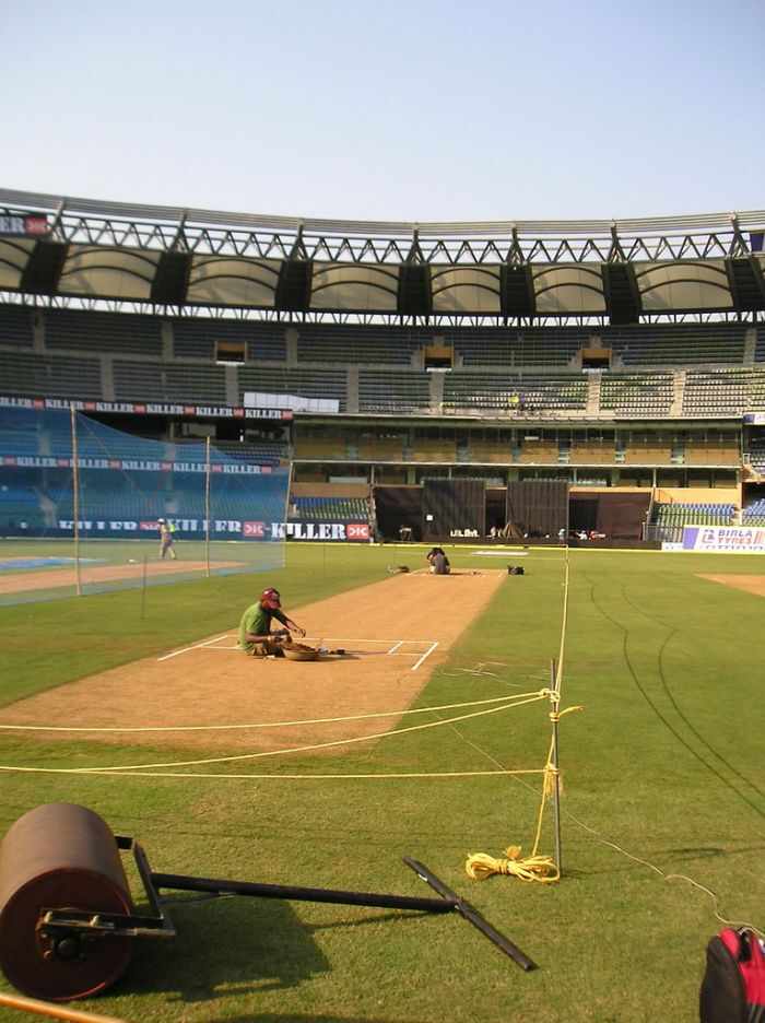 MI vs GT Weather Forecast, Head-to-head Records, and Pitch Report of Wankhede Stadium. Who Will Win MI vs GT? | IPL 2023