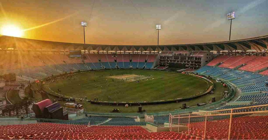 Ekana Cricket Stadium Pitch Report