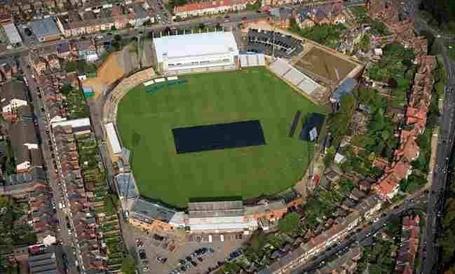 County Ground Northampton Pitch Report (Batting or Bowling)