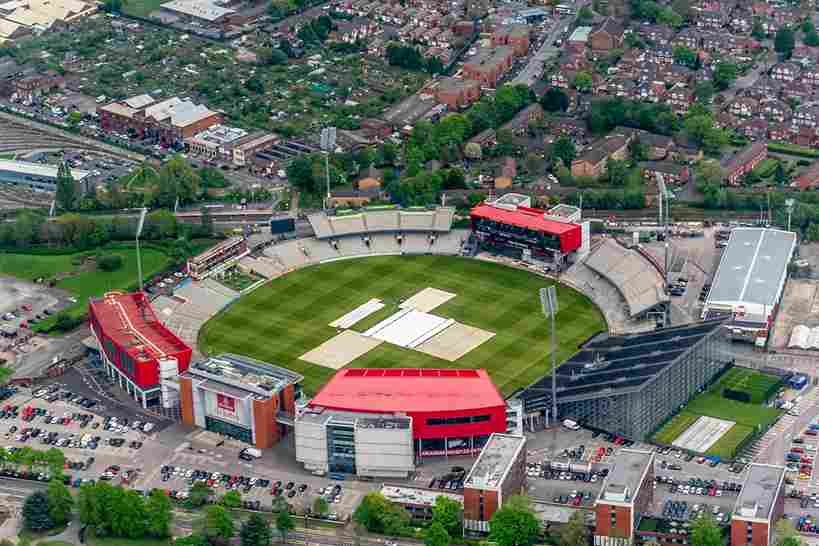 Old Trafford Cricket Ground Pitch Report (Batting or Bowling)