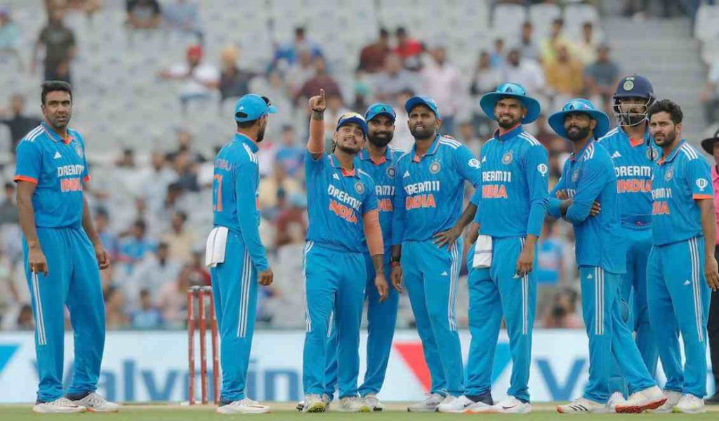 Australia gave India a target of 275 runs in the first ODI match