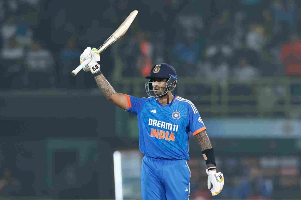 IND vs SA 1st T20I: Suryakumar Yadav to break Virat Kohli's record of fastest Indian to 2000 T20I runs